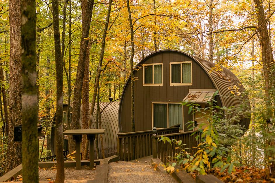I Stayed at 29 Amazing Helen GA Cabin Rentals: My Experience 1