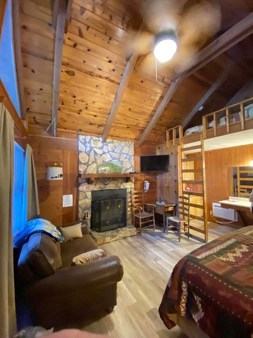 I Stayed at 29 Amazing Helen GA Cabin Rentals: My Experience 18
