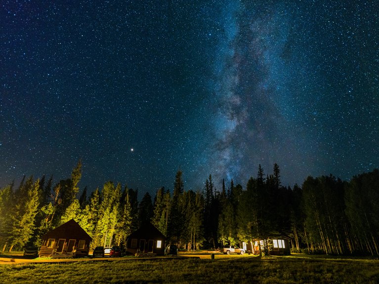 cabin rentals in woods