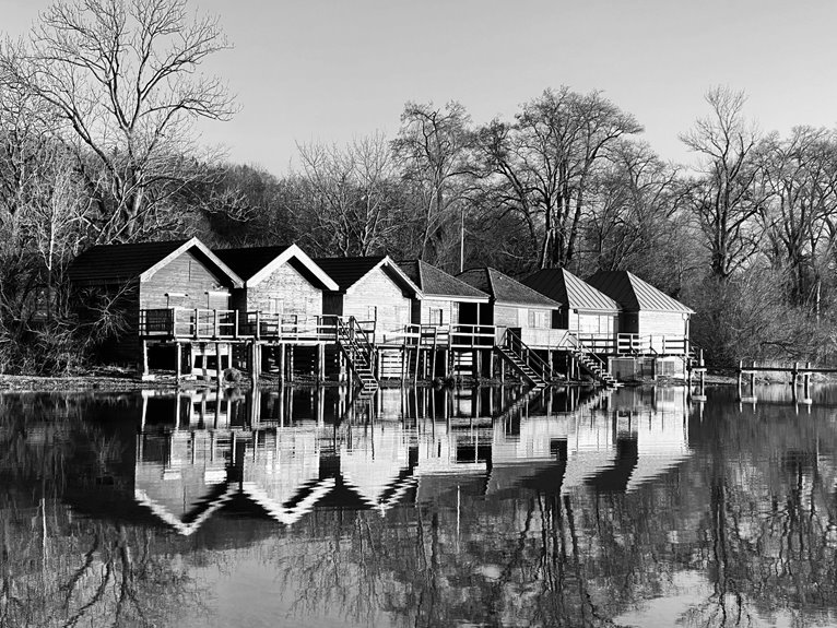lake houses for families