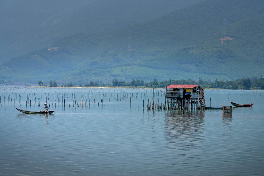 lakeside accommodations near water