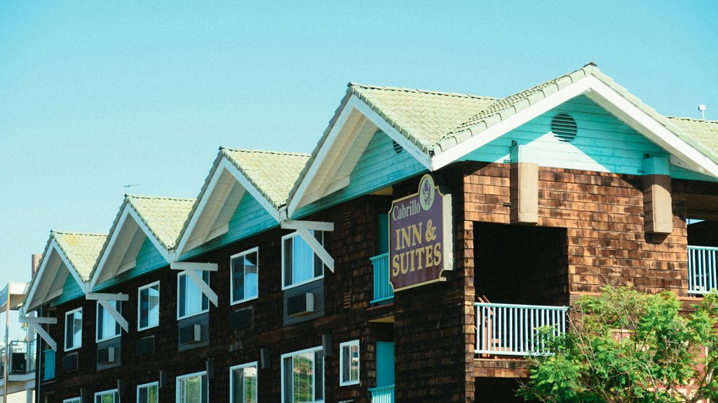 luxury accommodations near waterpark