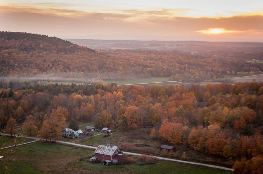 scenic autumn road trips