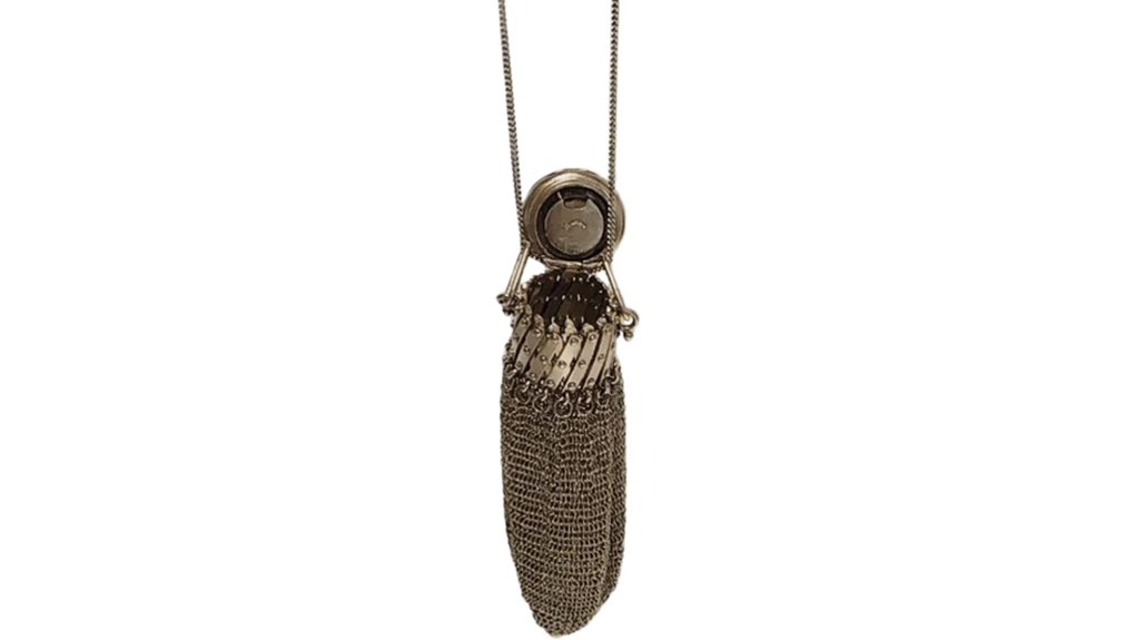 1920s handmade mesh pouch