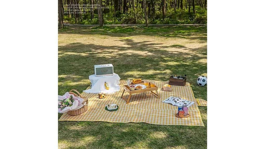 80x60 waterproof sand proof blanket