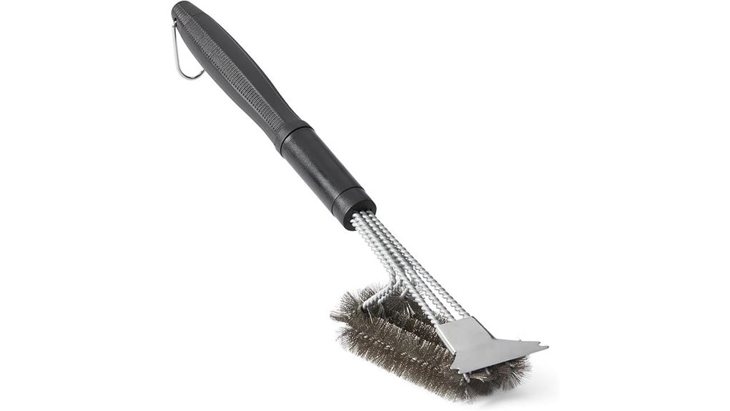 Best Grill Brush That Keeps Your Grill Spotless 6 amazon basics grill scraper