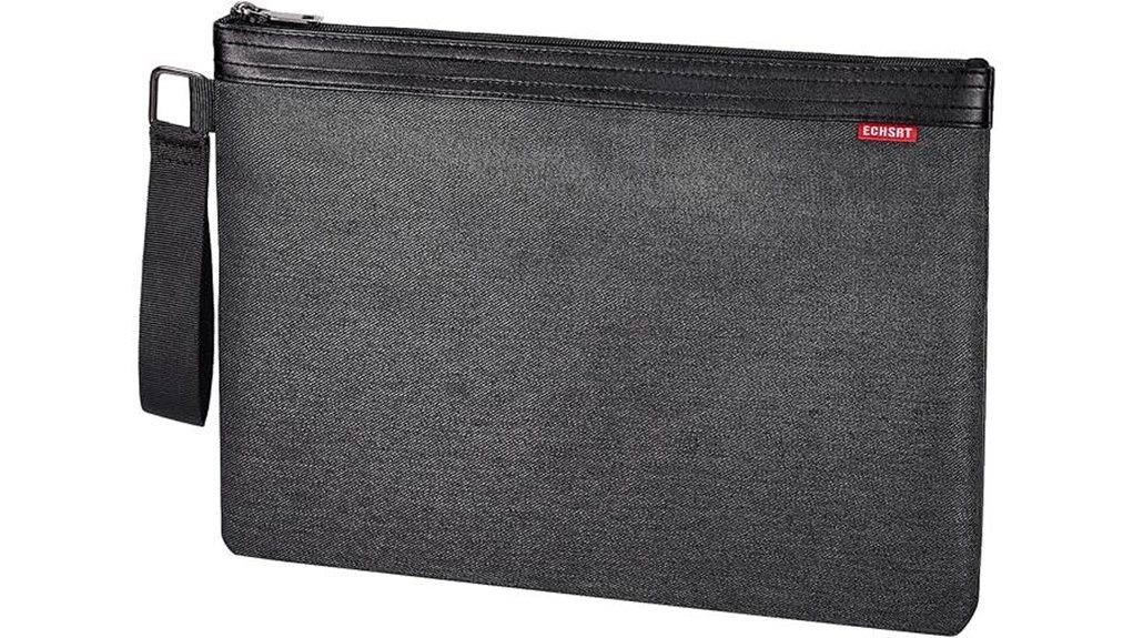black travel organizer bag
