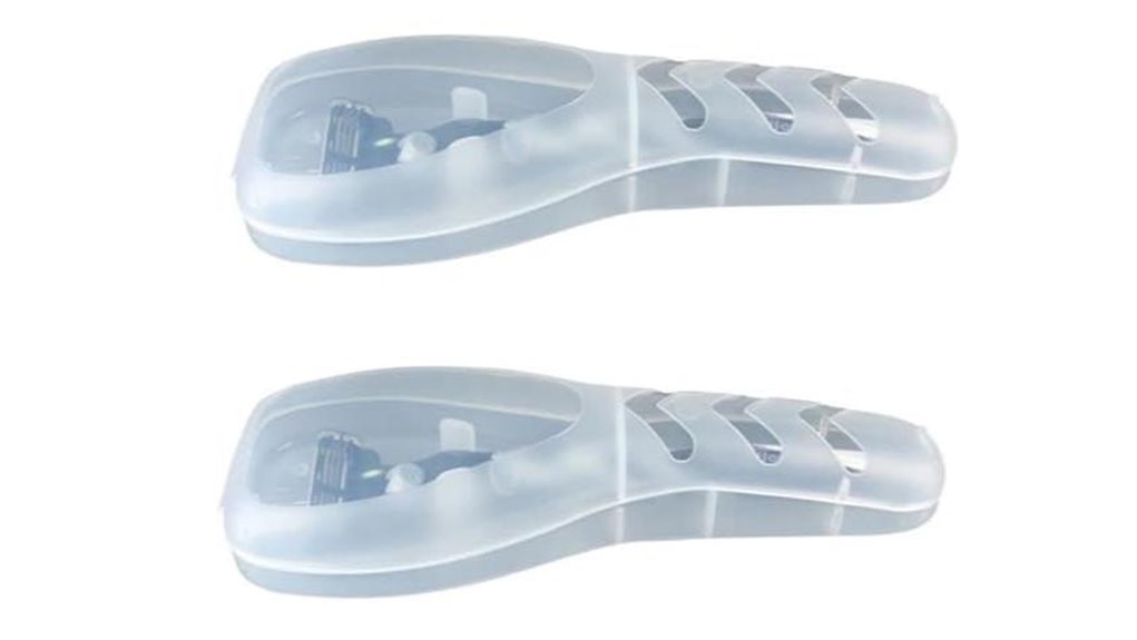 Must-Have Travel Razors With Protective Covers 3 clear portable razor protector set