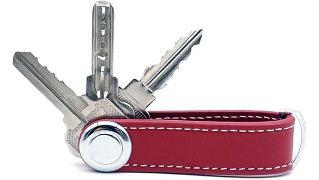 compact red secure keyholder