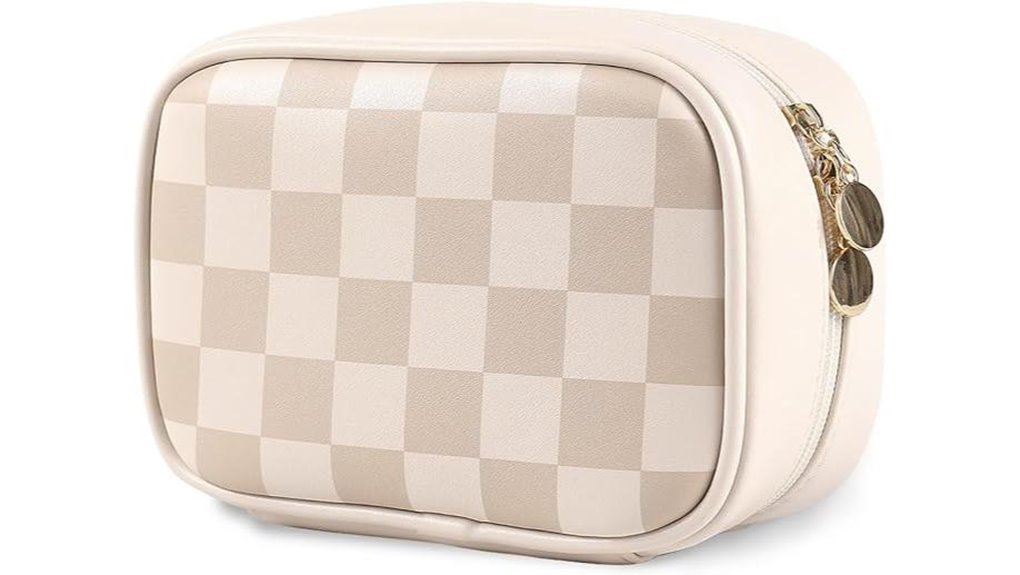 Best Travel Purses with Wipe‑Clean Linings (Spill‑Friendly) 1 compact vegan leather organizer
