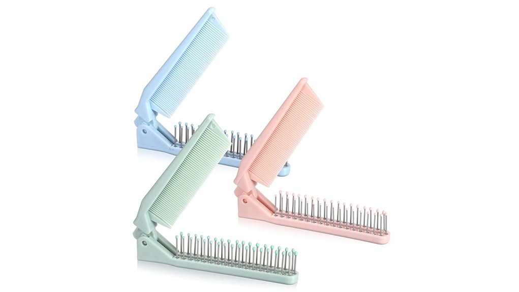 Foldable Travel Combs/Brushes That Won’t Snag Hair 15 foldable travel detangling brush
