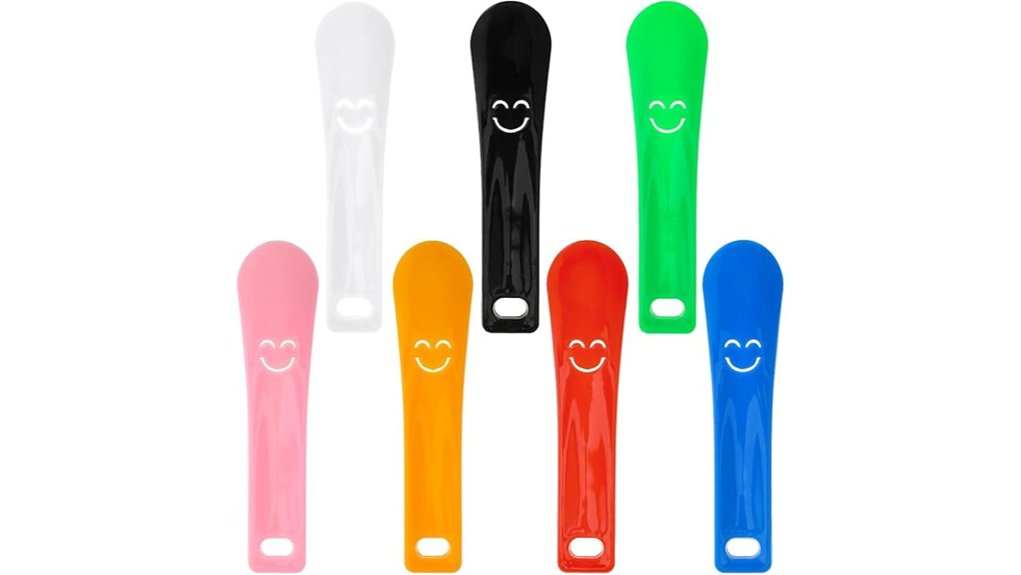 kids 7 pack plastic horns