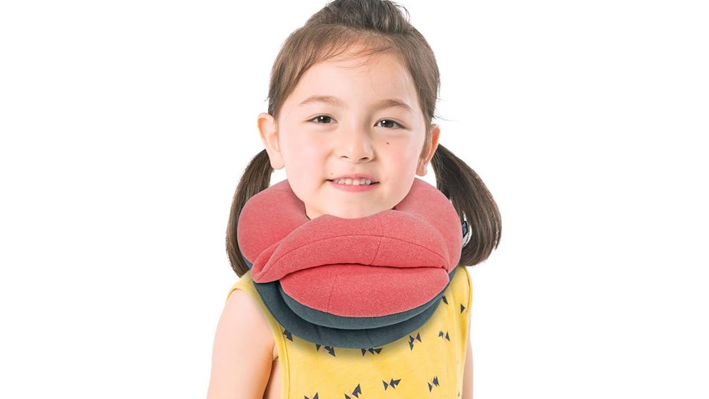 Kids Neck Pillows That Keep Slumps at Bay 4 kids airplane 360 pillow