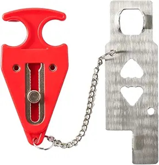 Portable Door Locks That Keep Hotel Guests Safe 5 master lock travel door