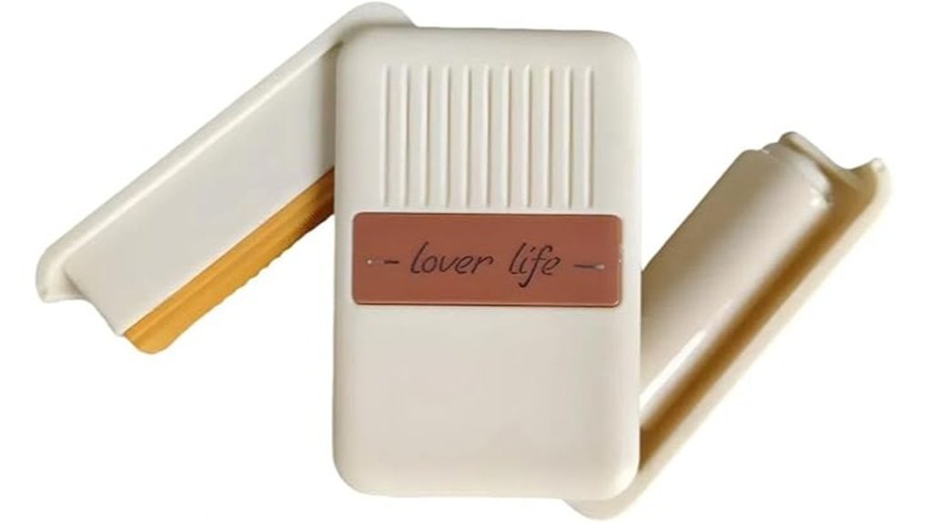 Travel Lint Removers: Refillable vs Disposable, Which Wins 10 mini pet hair roller
