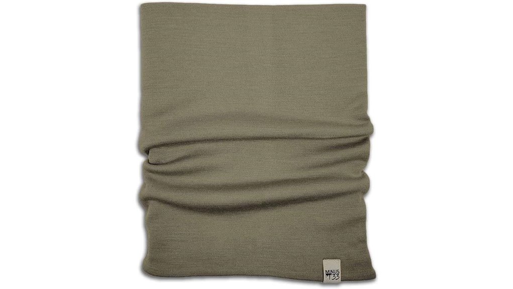 skiing merino wool warmer