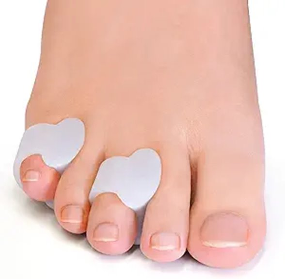 twelve gel toe separators