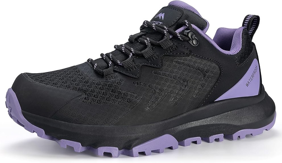 Comfortable Walking Shoes for City Trips: Cushion & Grip Picks 10 women s waterproof lightweight sneakers